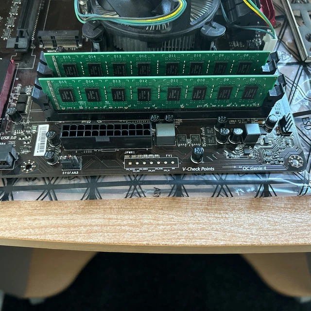 MSI MOTHERBOARD Z87G45 Gaming plus I54670k CPU, CPU fan and RAM