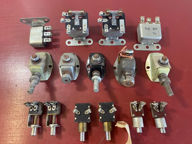 1930 's - 1950 's STARTER SWITCH PUSH BUTTON HORN HEADLIGHT RELAY (15) PARTS LOT