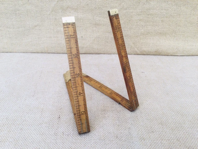 Rabone No. 1377 Boxwood Four Fold 2ft Rule