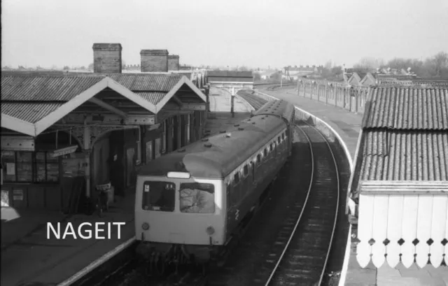 35mm Railway Negative 12.06 DONCASTER TRAIN AT MARCH   1982 #7622