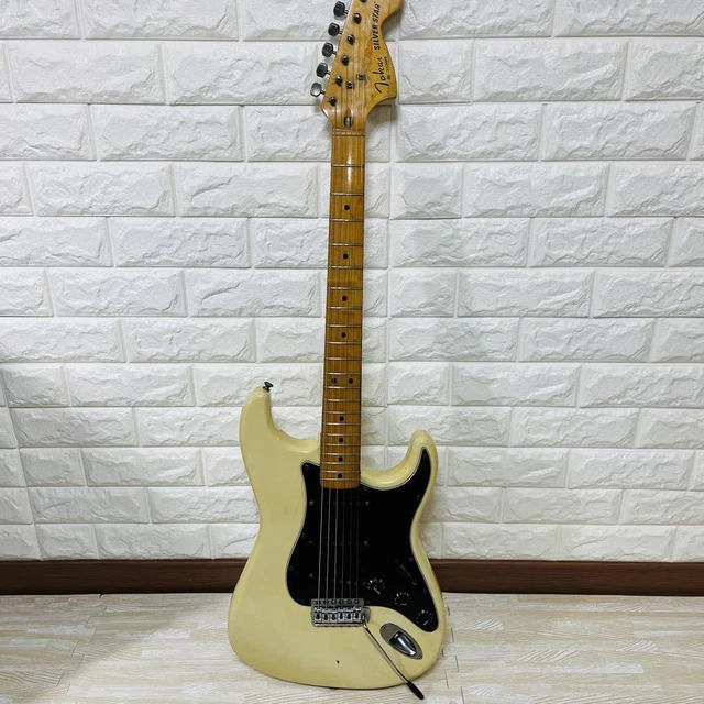 Tokai Silver Star Stratocaster type vintage guitar with soft case from Japan