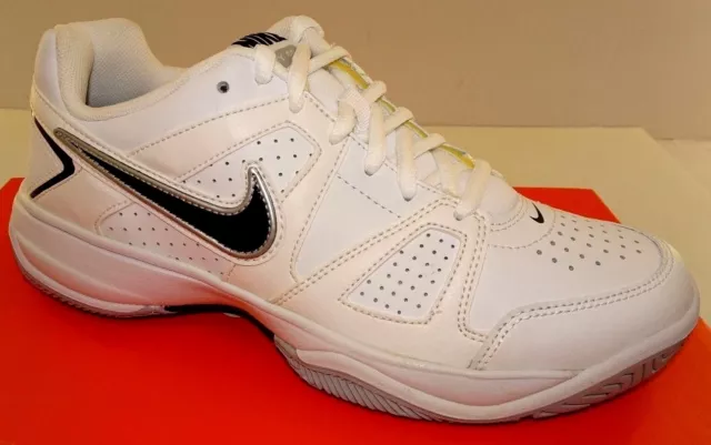 NIKE City Court VII Men's Walking Shoes White Leather  NWD  Size 6 M-15 M