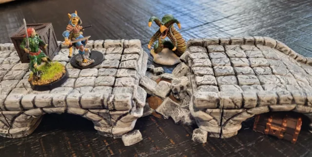 D&D Bridge and Broken FULLY PAINTED Scenery Dwarven Forge compatible (28mm)