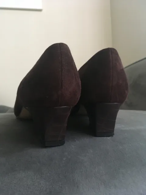ETIENNE AIGNER WOMENS Sz 6.5 brown suede Pumps Heels Dress Shoes Made ...