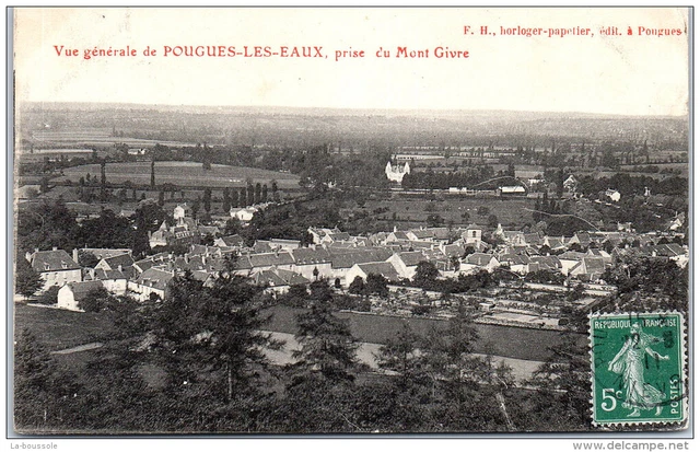 58 POUGUES LES EAUX - vue generale prise du mont givre