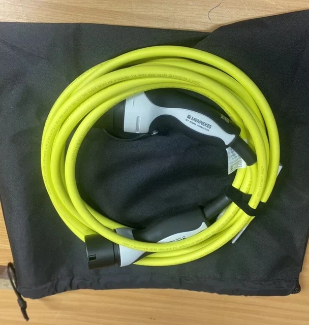 Genuine Mercedes-Benz Mennekes Mode3 Charging Cable – Type2, 22kW, 32A, 5m – A0005832505