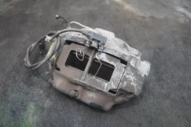 Front Right Brake Caliper & Bracket 0044207083 Mercedes G55 G500 G550 W463 02-18