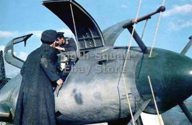 WW2 Picture Photo German Jet Figther Me262 Maintenance 6104