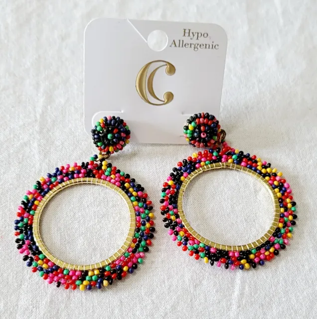 Charming Charlie Dangle Earrings Circle Shape Gold Tone Multicolor Beads J5-1417