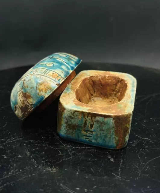 Ancient Egyptian Antiques Rare Jewelry Box With Old Engravings of Key Of Life BC