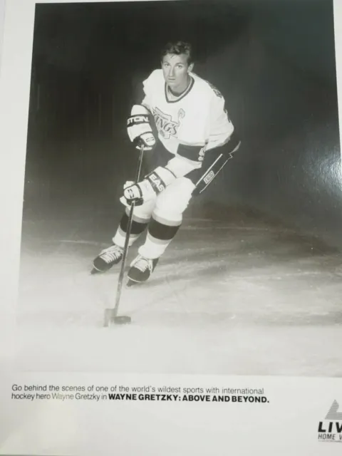 Wayne Gretzky Above and Beyond Live Home Video Promotional B&W Photo 8" x 10"