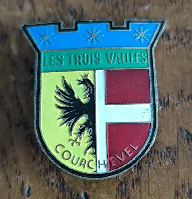 PINS Insigne émail Courchevel Les Trois Vallées SKI MONTAGNE ORIGINAL