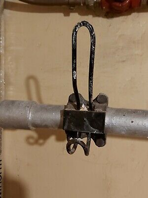 6 x Art Decco coat hooks from 1923 bolt on to central heating pipes 4 bolts