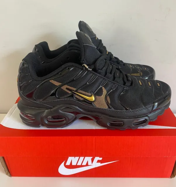 Nike Air Max Plus TN Black/Gold Scarpe Uomo/Donna da Ginnastica