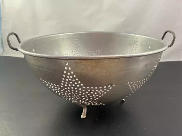 VTG Aluminum Star Colander Strainer 6 Star Pattern 11” Footed With Handles