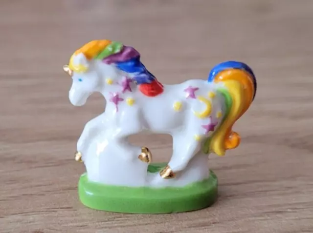 Fève - La licorne   .....   (Ref. 2951)