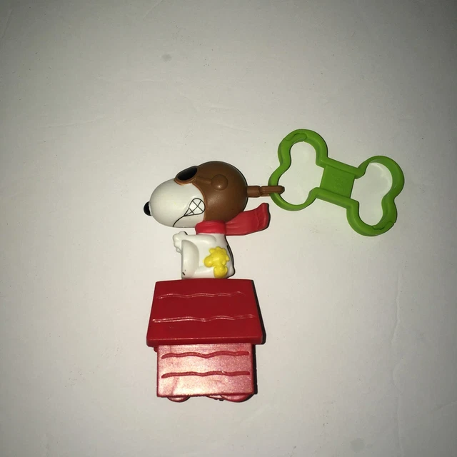 2018 McDonalds Happy Meal Red Barron Flying Ace Snoopy Dog House Toy W/key Ring