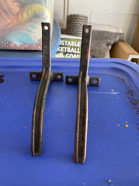 Vintage Pair Harness Bracket Cast Iron Farm Hook Horse Tack Barn Tool Shed FS