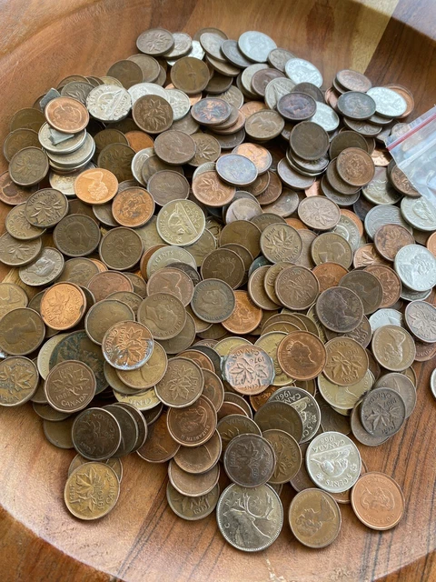 Lot Of 486 Canadian Coins