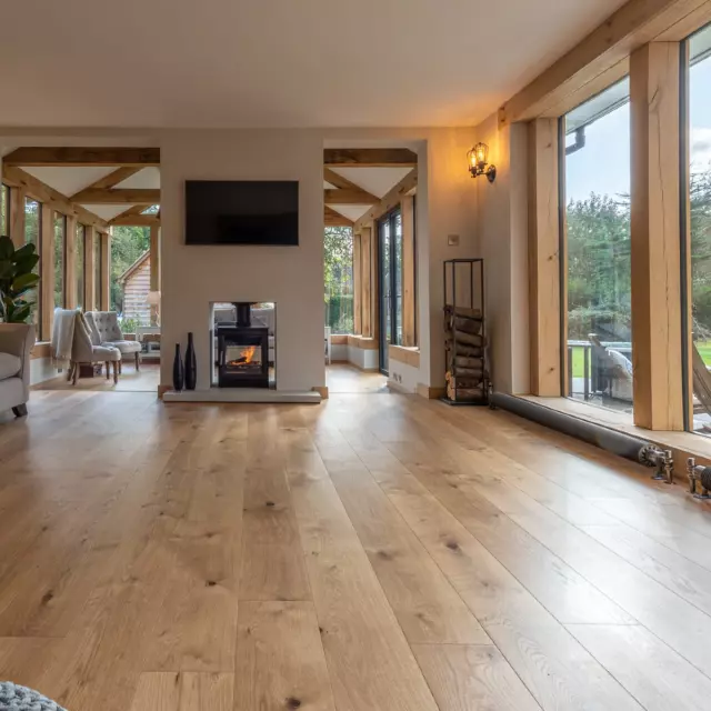 Riviera 190mm Natural Brushed & Oiled Oak Engineered Wood Flooring £44.99 sqm!