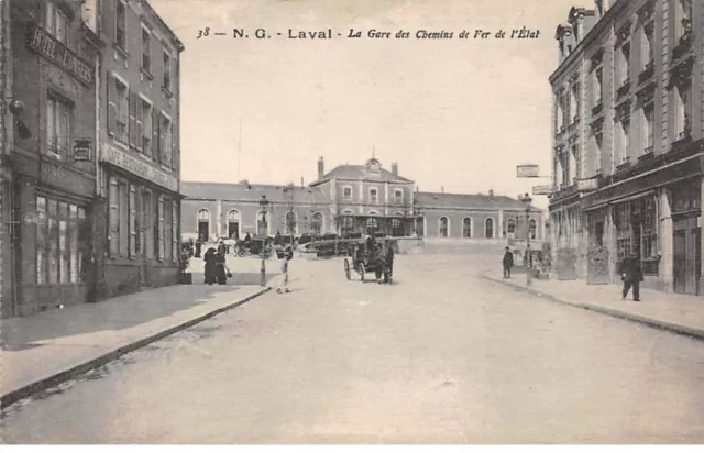 53 - LAVAL - SAN52896 - La Gare des Chemins de Fer de l'Etat