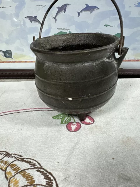 Vintage Cast Iron Cauldron 3 Legged 4.5” X 5”