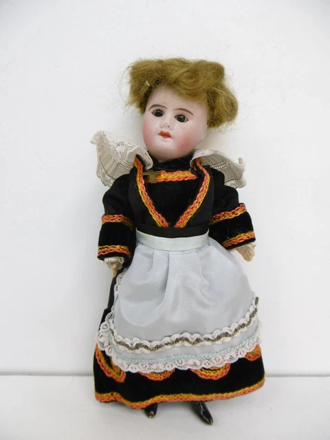 Poupée vintage SFBJ 60 taille 5 - Collection