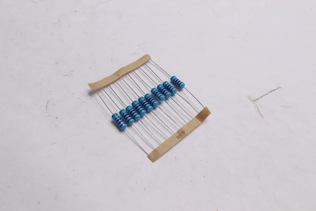 (10-Pk) Metal Film Resistor 5.6k Ohm 1/4W 1% 83-1103