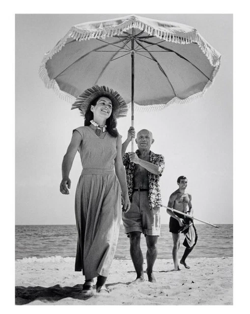 Robert CAPA - Pablo Picasso with his wife and nephew. Golfe-Juan, France, 1948