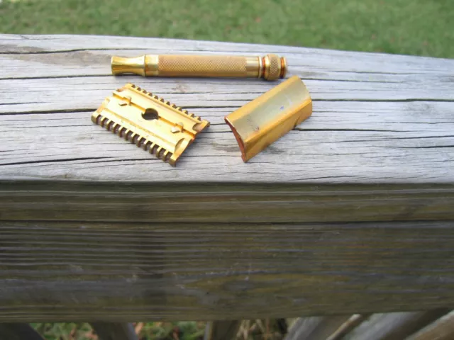 Nice Gillette 1931-1935 Goodwill DE Safety Razor w/Ball End Gold Tone