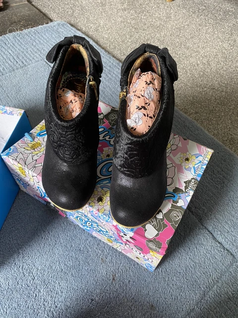 Irregular choice carnival kiss sales