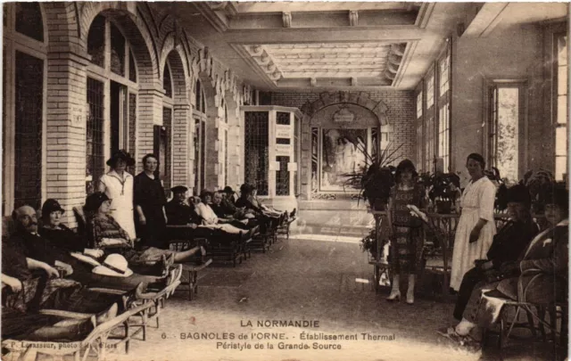 CPA BAGNOLES-de-l'ORNE Établissement Thermal Péristyle de la Grande (435713)