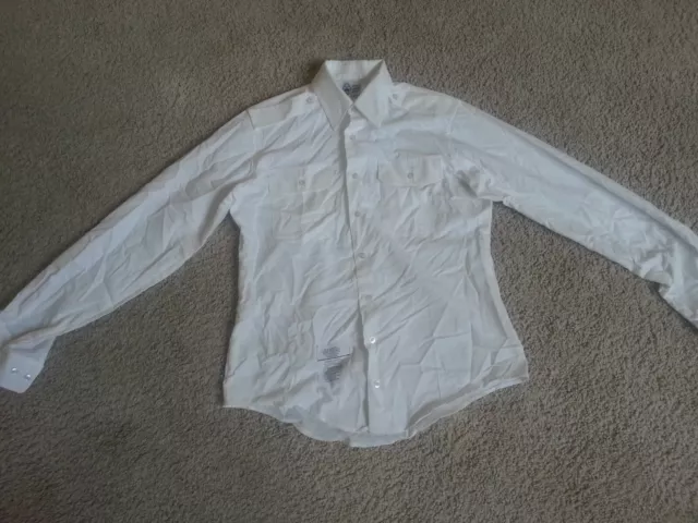 Men's Long-Sleeved White Buttoned Dress Shirt - US Army Surplus