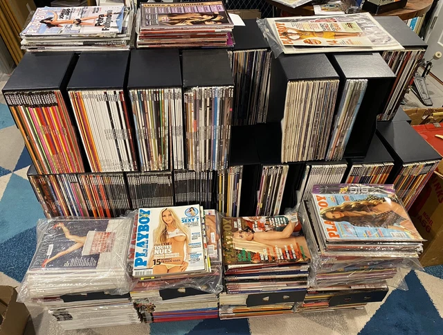 PLAYBOY FRANCE DECEMBER 1982 Sydne Rome Charlotte Kemp RARE w/ Sticker