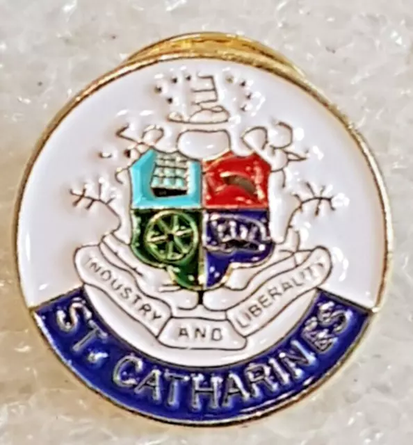 St. Catherines Coat Of Arms Lapel Pin Gold Tone Metal Collectible Travel