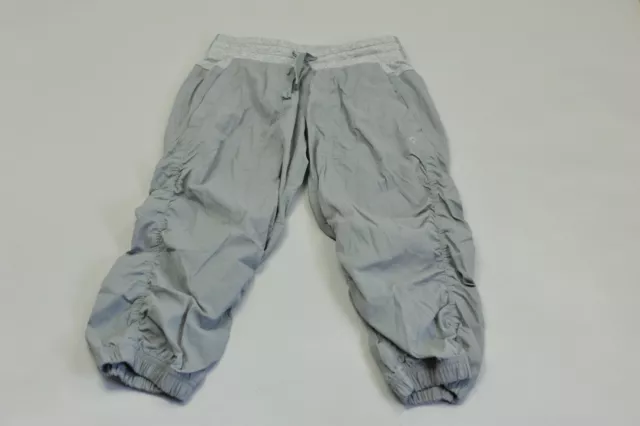 Pantalones recortados de estudio Ivivva by Lululemon grises para niñas de 14 años