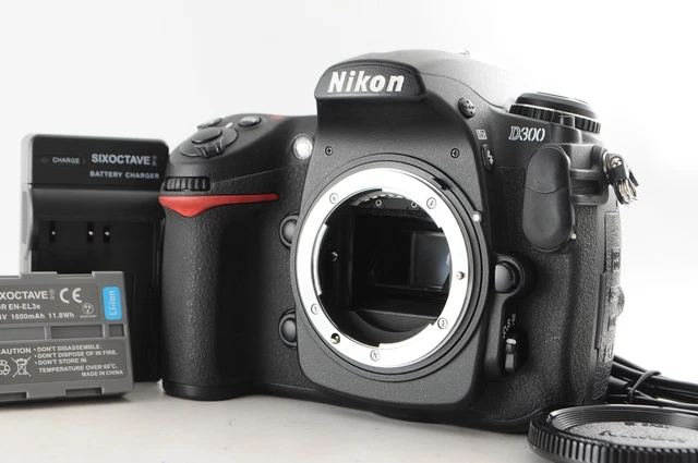 [Near Mint] Nikon D300 12.3MP Digital SLR Camera Black Body Shutter Count: 10477