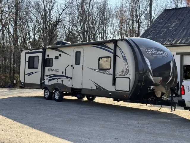 2015 Forest River Salem 299RE   3 Slideouts    Fireplace  Awning