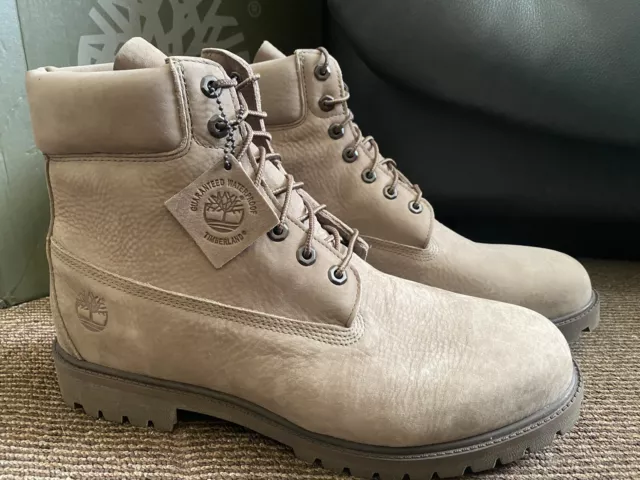 Timberland olive nubuck top