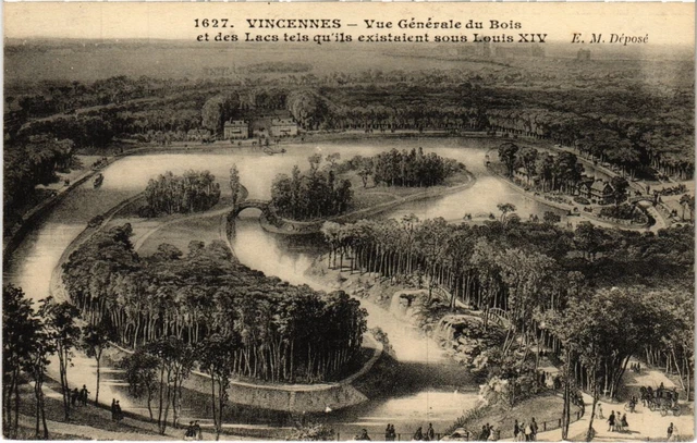 CPA Vincennes vue generale du Bois et des Lacs (1347386)