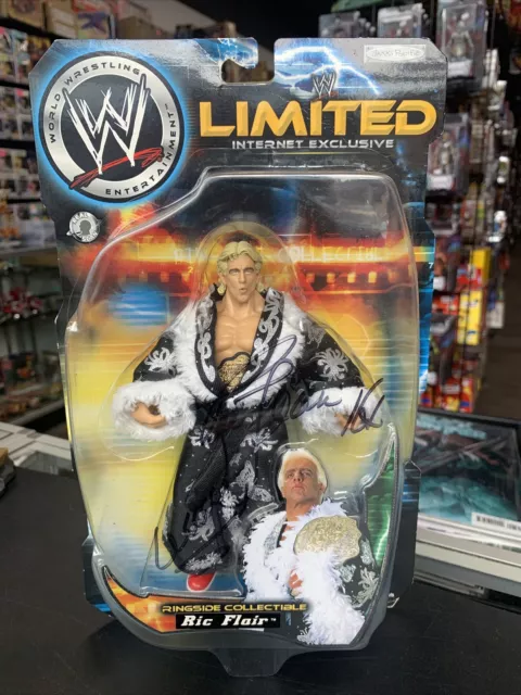 2003 Jakks WWE Limited Internet Exclusive Ric Flair Ringside Exclusive Signed!