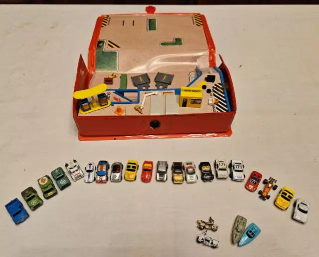 LOT 25 Plus Vintage  Micro Machines Galoob Vintage Mini Cars 1986-1987 & Garage