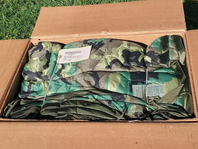 1 NEW w Tag US Army USGI Military Woodland Camo Poncho Liner WOOBIE Army Blanket
