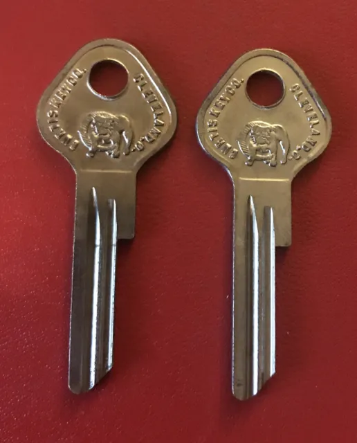 Curtis brand key blanks Y-127   ( set of 2)                               [CB2]