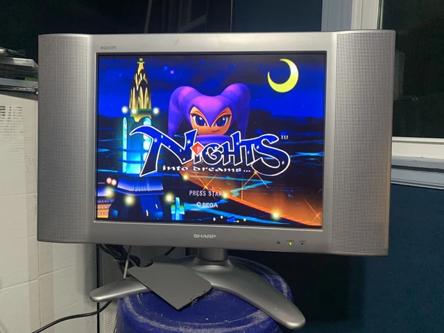 SHARP AQUOS SILVER 20" LCD COLOR TV MODEL LC-20B2UA (with remote!) SHARP AQUOS SILVER 20" LCD COLOR TV MODEL LC-20B2UA (with remote!)