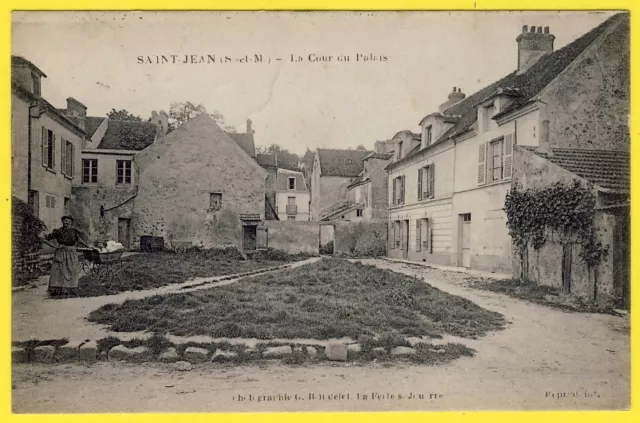 cpa Rare SAINT JEAN Les DEUX JUMEAUX (Seine et Marne) La Cour du Palais Animé