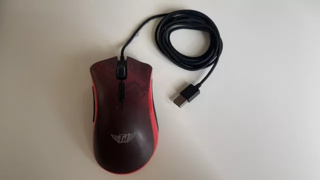 Razer DeathAdder Elite SKT T1 Edition Maus