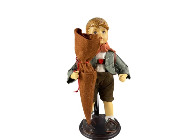 Figurine Goebel ange avec poussette de poupée 13,5 cm