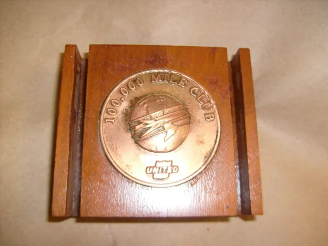 Vintage United Airlines 1960’s 100,000 Mile Club Advertising Award Paperweight