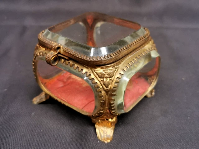 Rare Coffret Baptême Ou Mariage XIXe Avec Verre Biseauté Et Poupée De Cire